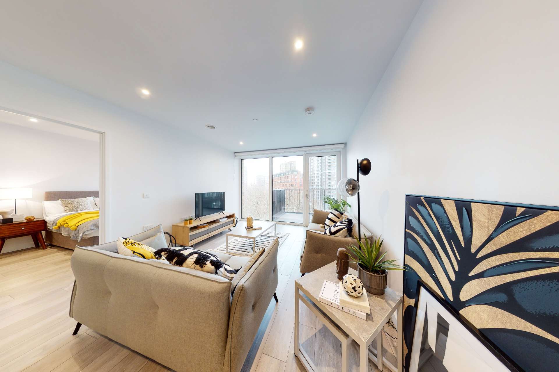 slide 3 1920x1280.jpg